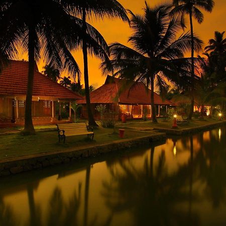 Kondai Lip Backwater Heritage Resort Kochi Екстериор снимка