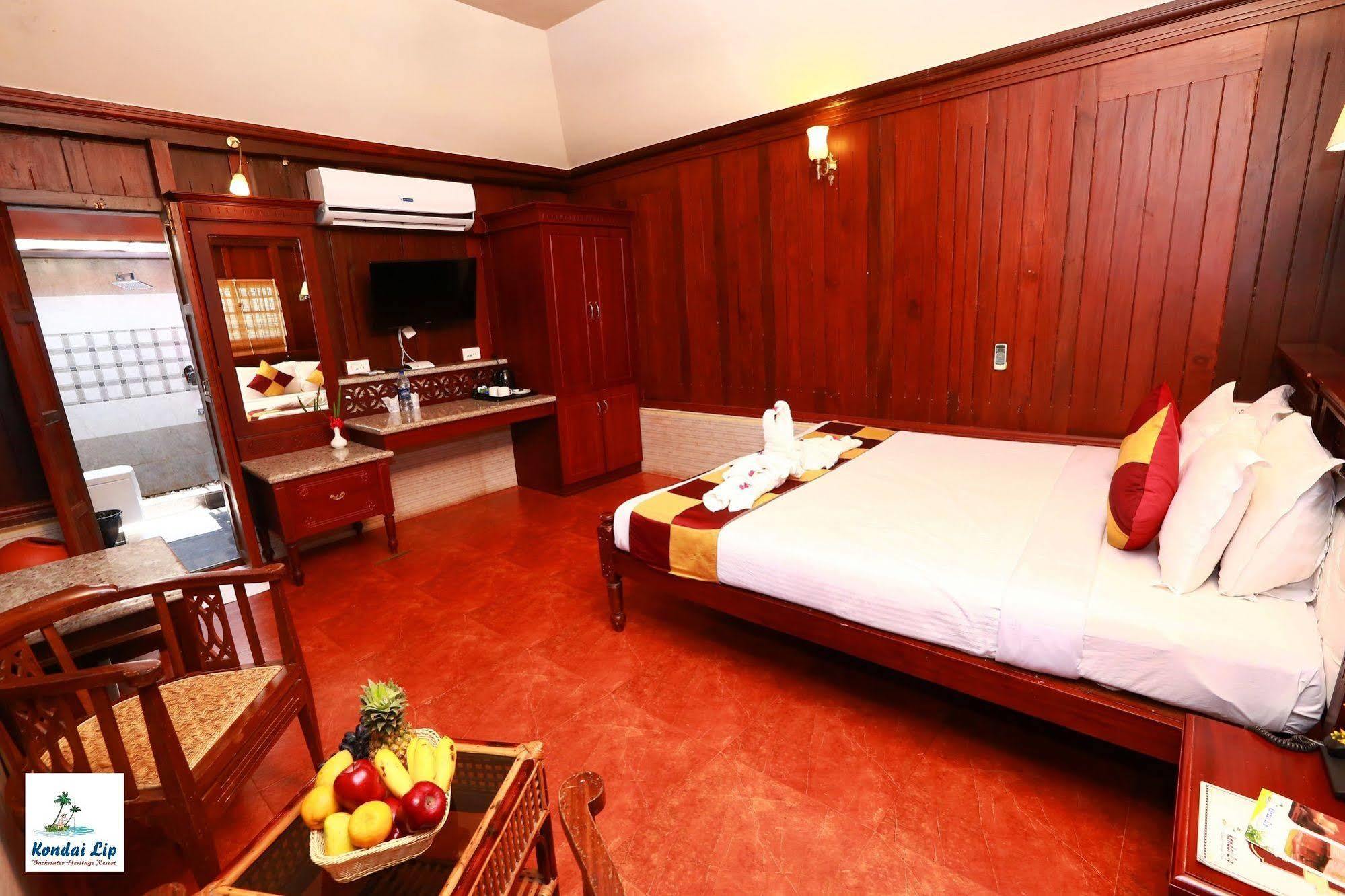 Kondai Lip Backwater Heritage Resort Kochi Екстериор снимка